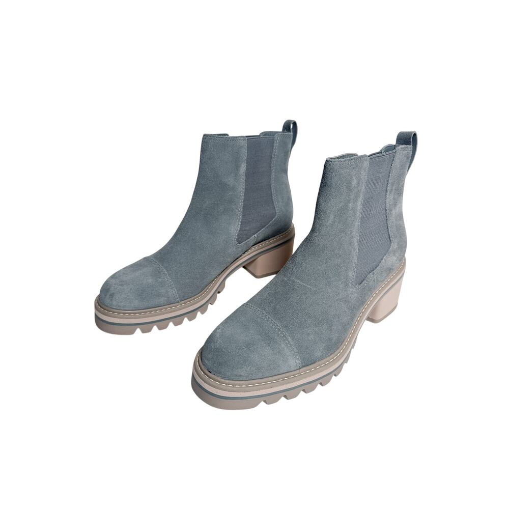 Bernardo Salem Blue Gray Suede Chelsea Boots Cap Toe Lug Sole Size 9